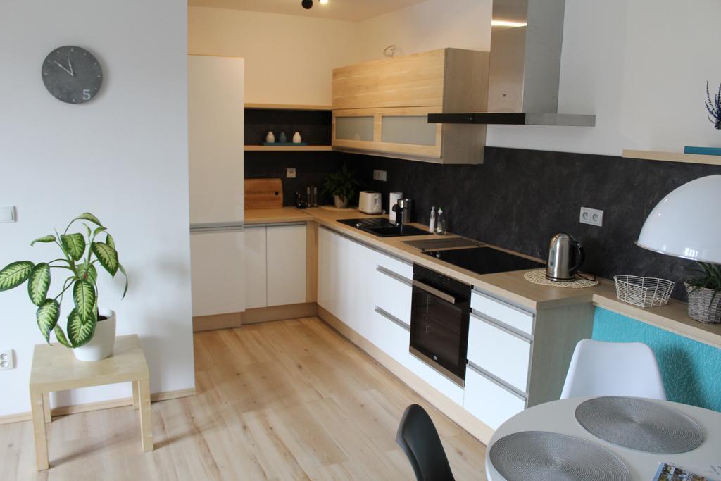 Apartman Doma Jicin Exterior photo